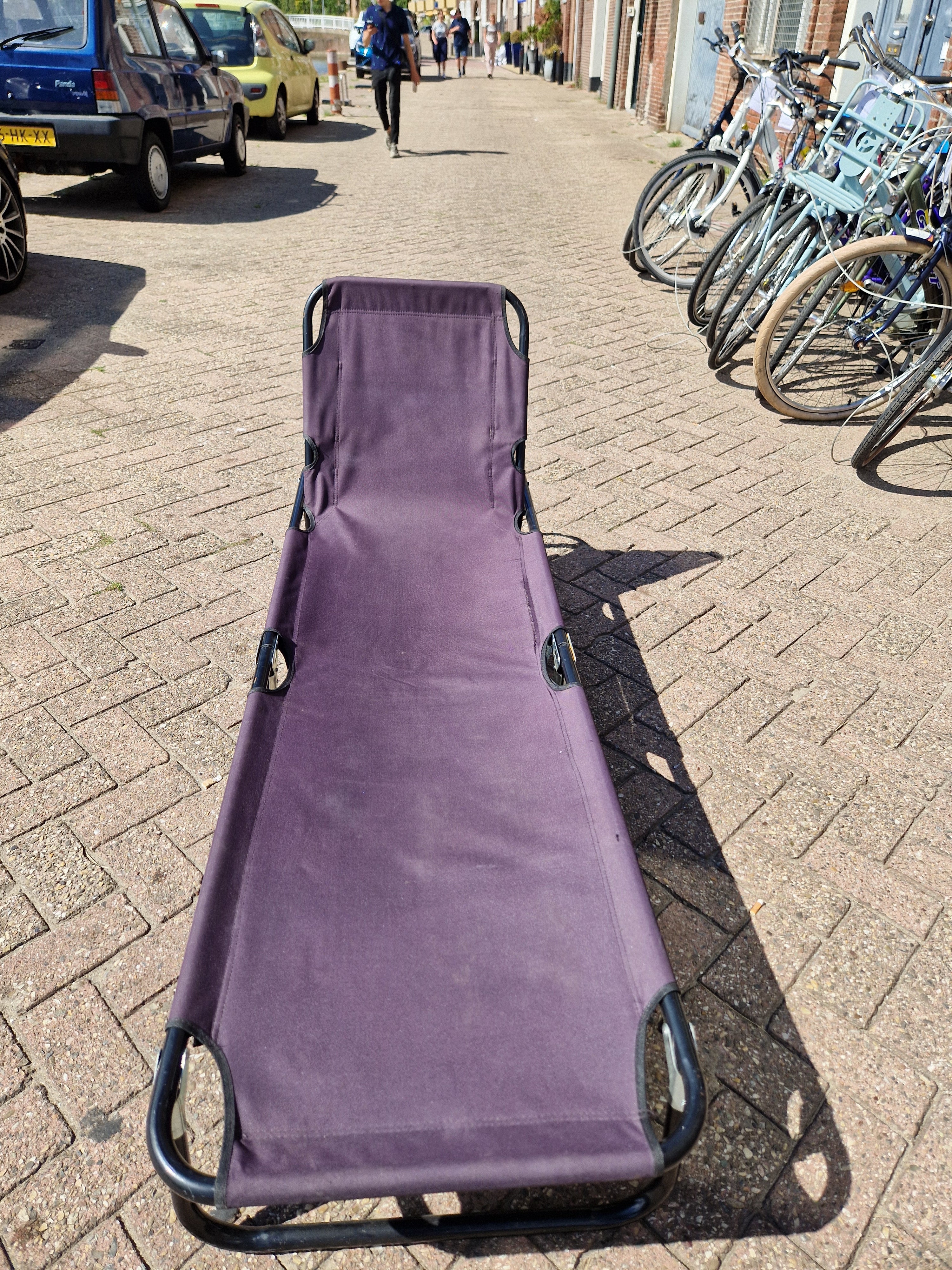 Ligbed / tuinstoel zwart – ca. 190 × 50 cm